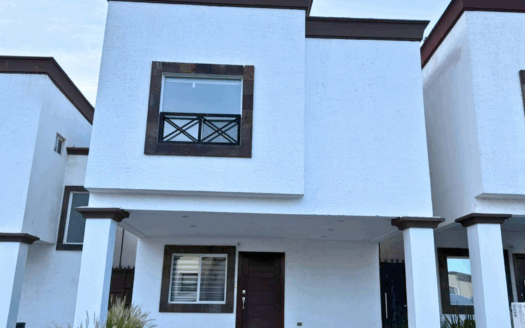 CASA EN RENTA EN LA CANTERA