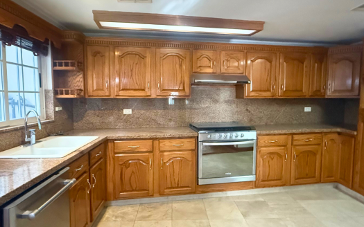 CASA EN VENTA EN CUMBRES