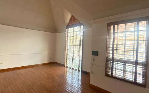 CASA EN VENTA EN CUMBRES