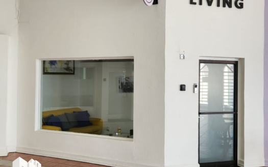 LOCALES COMERCIALES EN VENTA