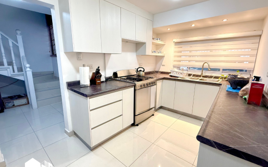 CASA EN VENTA AVENIDA FRANCISCO VILLA