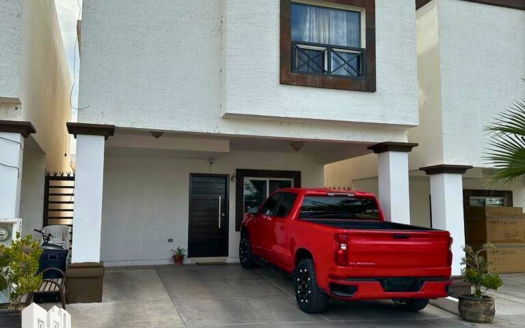 CASA EN VENTA EN LA CANTERA