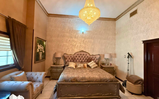 RESIDENCIA EN RENTA FRACCIONAMIENTO LOMAS DEL VALLE