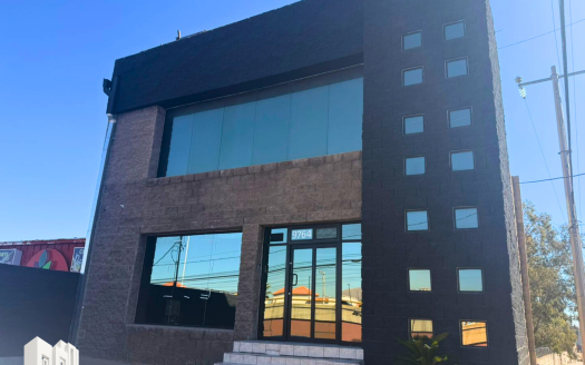 EDIFICIO EN VENTA SOBRE PÉRIFERICO DE LA JUVENTUD